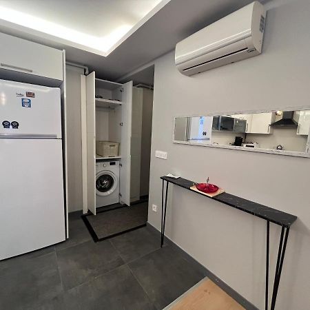 Cozy Unique Flat Hgyhomes1107 Close To The Memoriall Hospital At The City Center Istanbul Exteriör bild